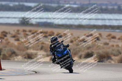 media/Dec-18-2022-SoCal Trackdays (Sun) [[8099a50955]]/Turn 7 Backside (1125am)/